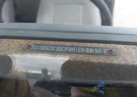 1988 Jeep Wrangler Sport из США, поврежденный, VIN 2BCCV81K2JB521378